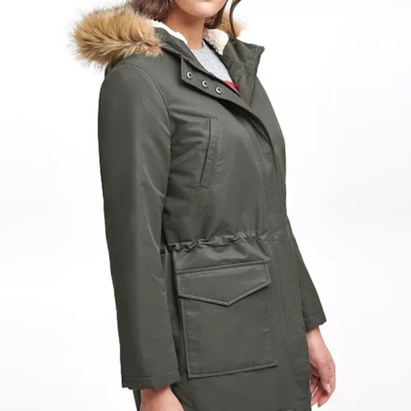Levi’s Women's Hooded Fishtail Parka With Faux-Fur Trim Olive / Military Green S - Picture 5 of 13